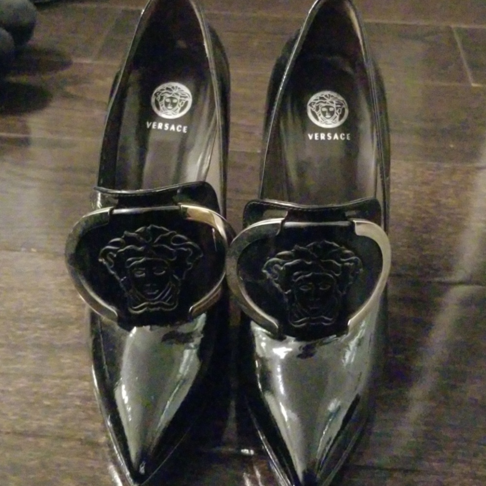 Versace black pumps